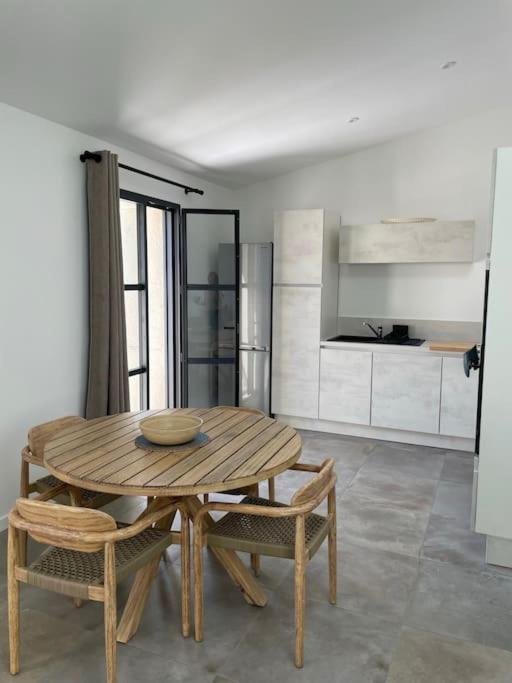 La Maison Du Port Apt Marsa Marseillan  Exteriör bild